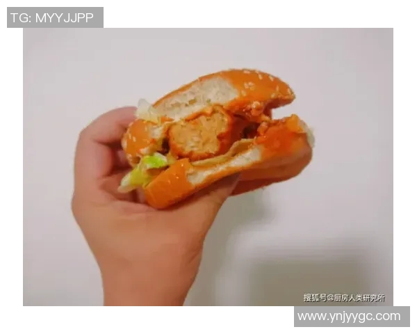 AC奥卢与洪卡激战正酣谁能在这场对决中笑到最后